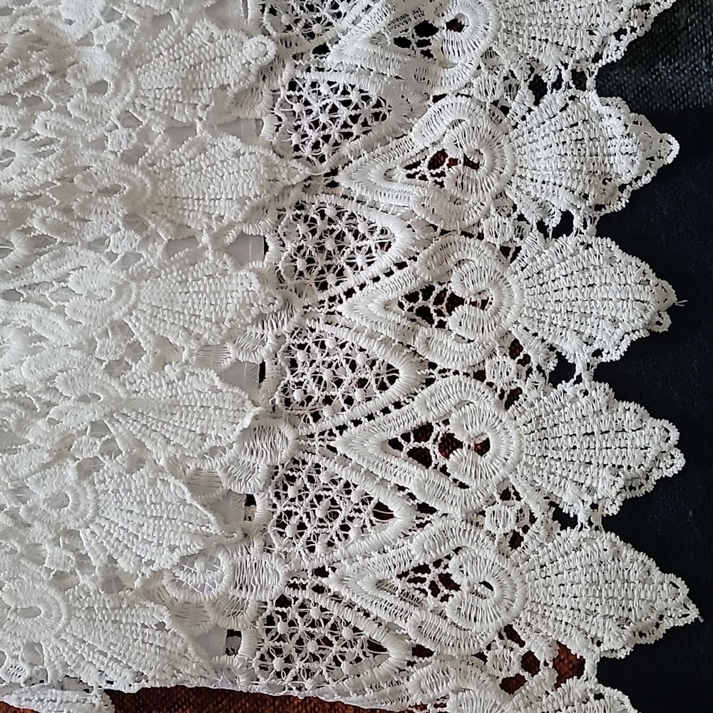 New White Lace Slip Mini Skirt - Picture 7 of 10